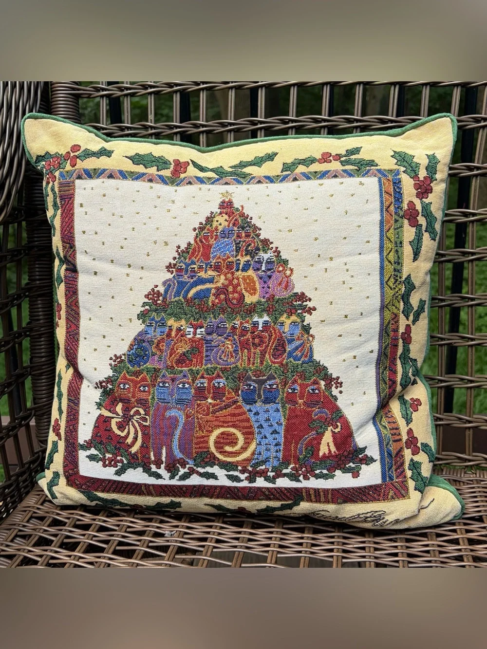 Laurel Burch Tapestry Throw Pillow 17.5” Decor Christmas Tree HOLLY CAT 2006